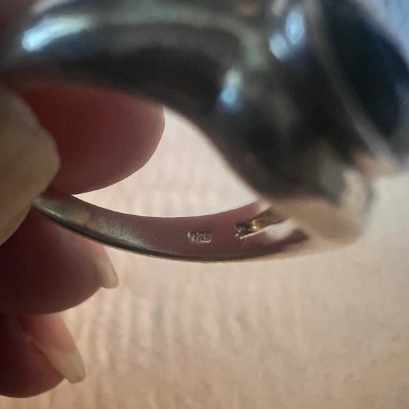 Vintage Sterling .925 Chalcedony Ring - Picture 5 of 8